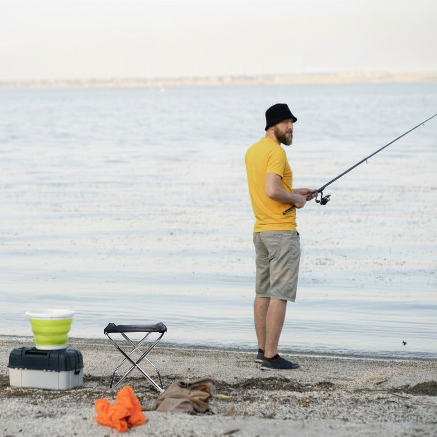 🏖️ الكرسي العملي القابل للطي